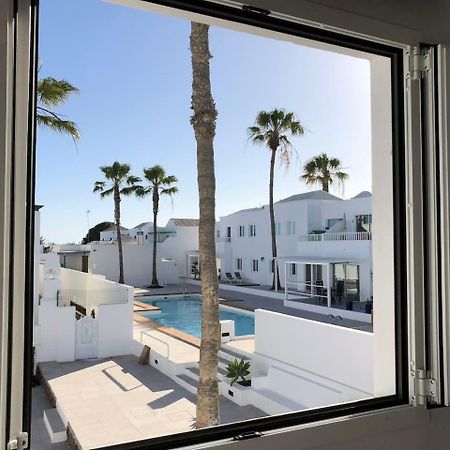 Sea Breeze With Shared Pool And Near The Beach Apartment Costa Teguise Exterior photo