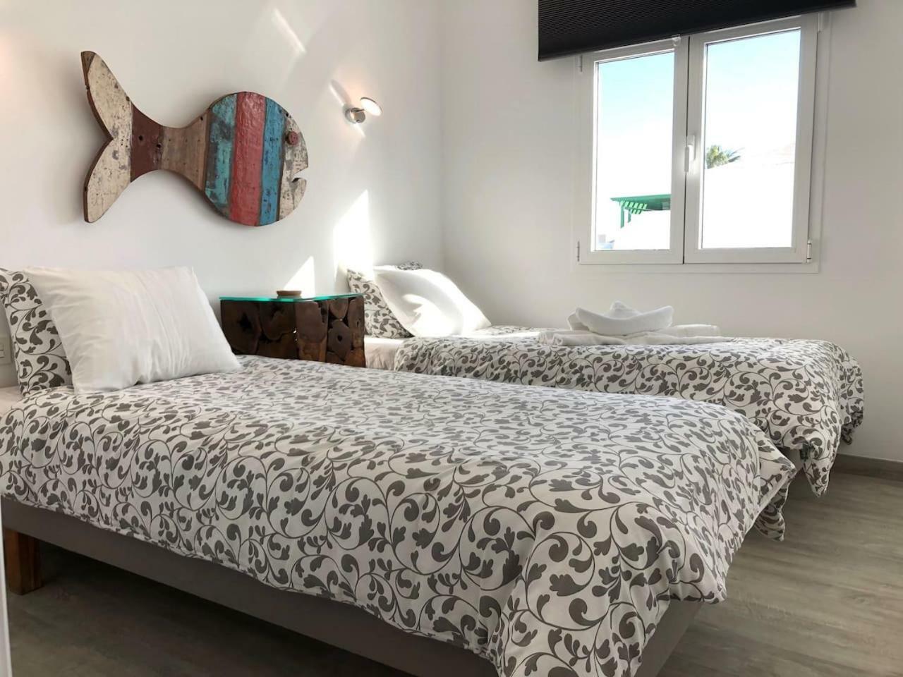 Sea Breeze With Shared Pool And Near The Beach Apartment Costa Teguise Exterior photo